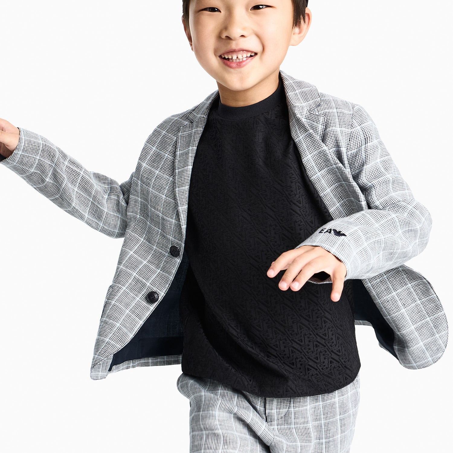 EB000976AF21786_UB118